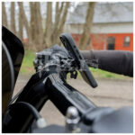 Drzac za telefon na volan (guvernal) motora Quad Lock pro large - Slika 3
